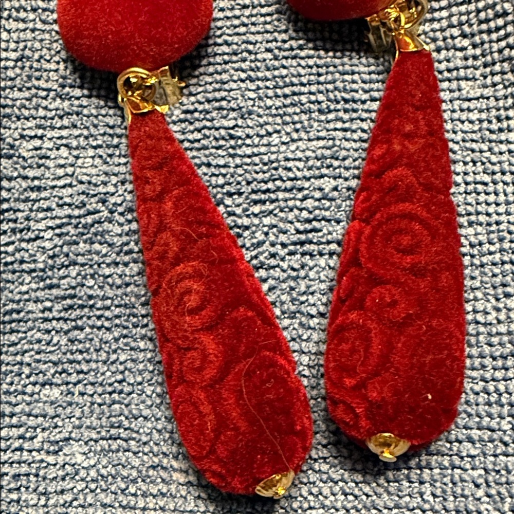 Elegant Garnet Red Drop Earrings - Picture 2 of 5